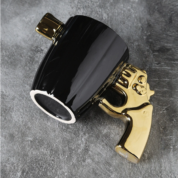 ✅Black & Gold Creative Handle Mug – Unique Ceramic Coffee Cup for Home & Office